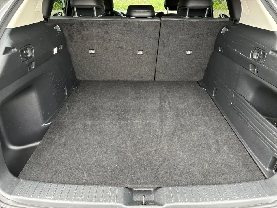 2025 Mazda CX-50 - Image 29 of 31