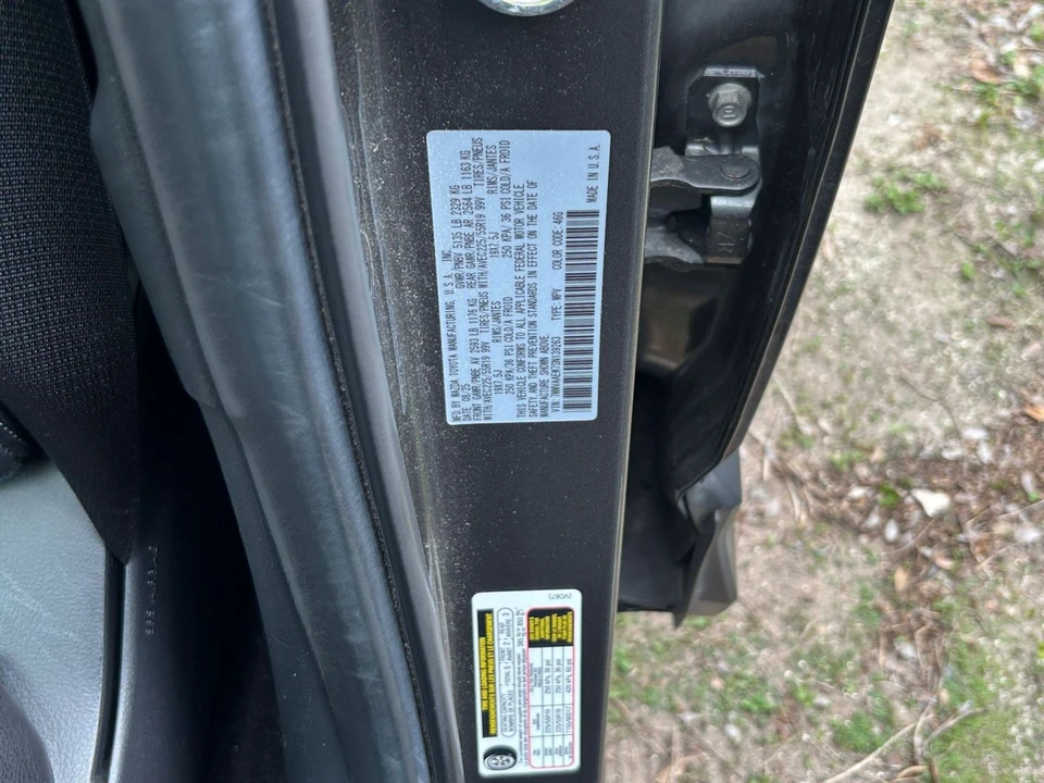 2025 Mazda CX-50 - Image 27 of 31