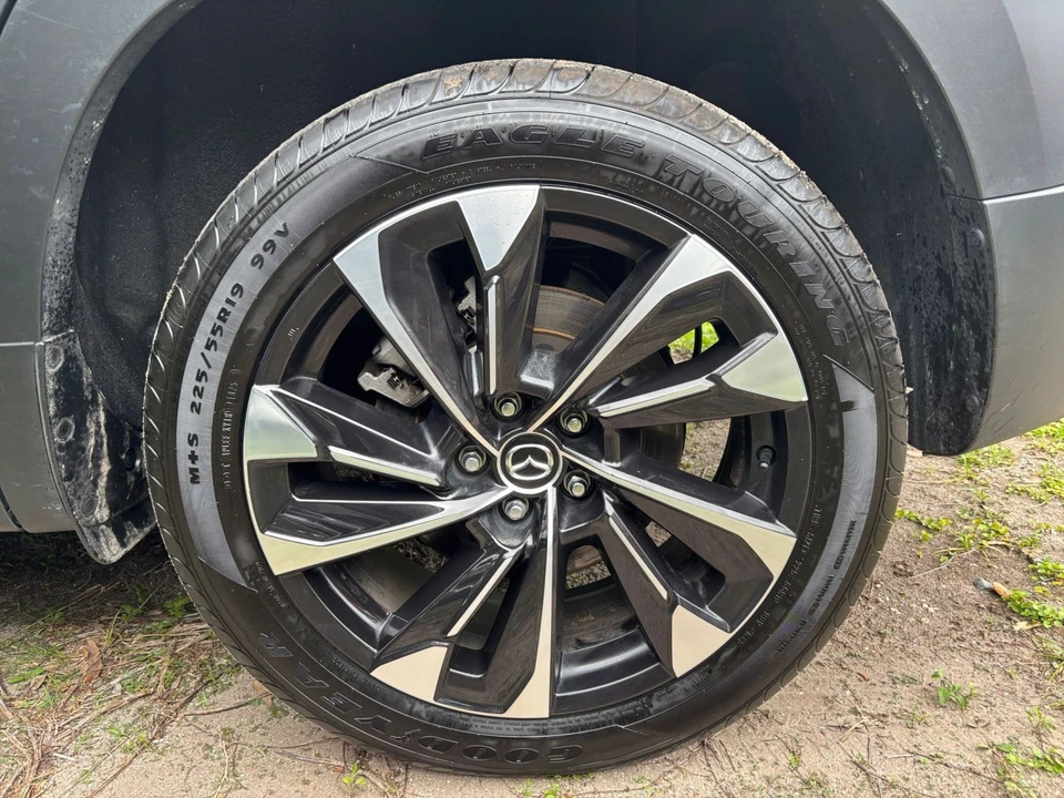 2025 Mazda CX-50 - Image 28 of 31