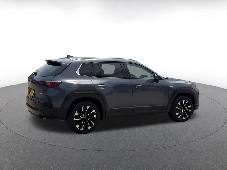 2025 Mazda CX-50 - Image 13 of 31