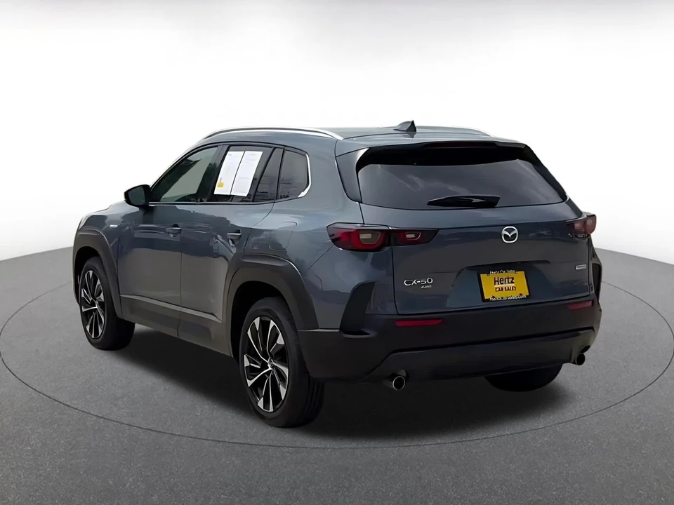 2025 Mazda CX-50 - Image 13 of 31