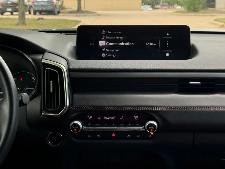 2025 Mazda CX-50 - Image 19 of 31