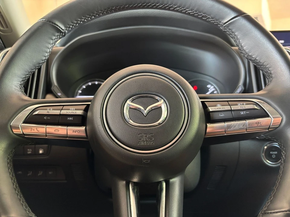 2025 Mazda CX-50 - Image 26 of 31