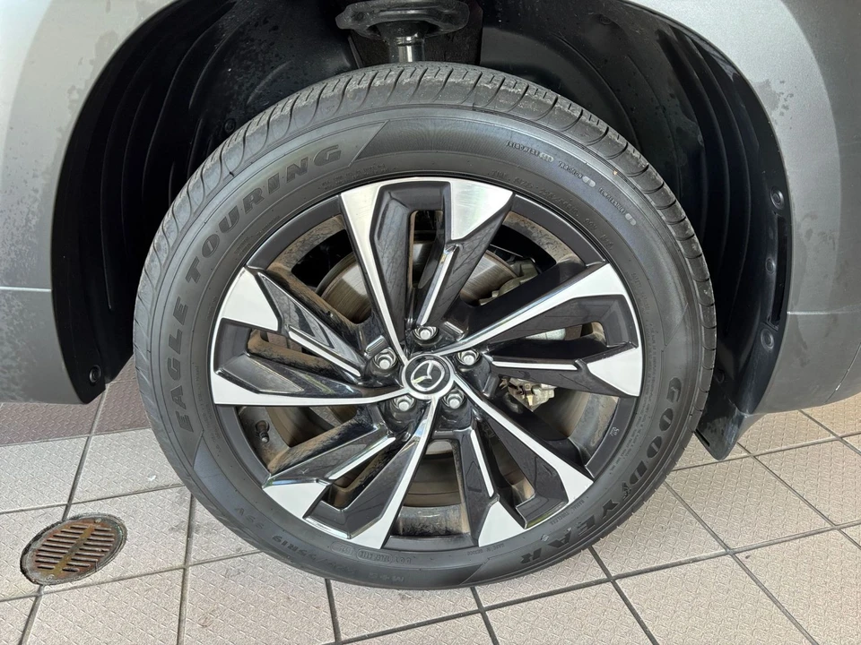 2025 Mazda CX-50 - Image 29 of 31