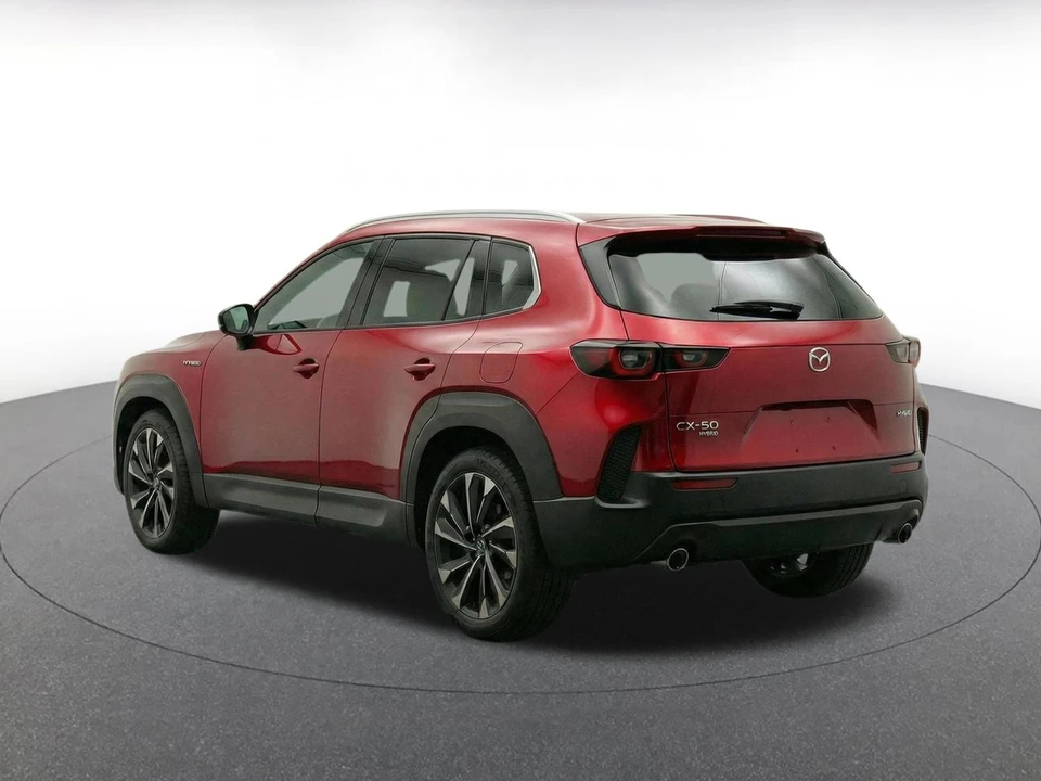 2025 Mazda CX-50 - Image 5 of 16