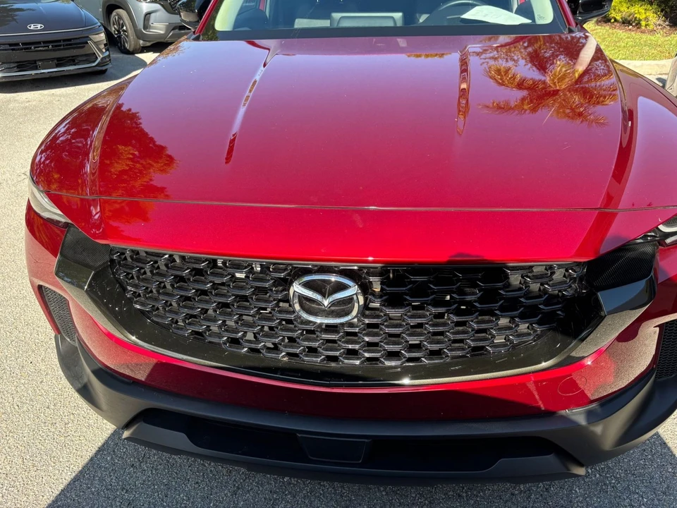 2025 Mazda CX-50 - Image 4 of 26