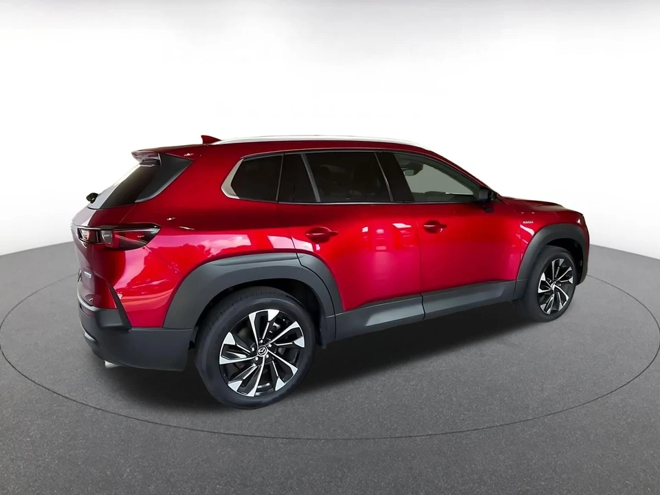 2025 Mazda CX-50 - Image 13 of 31