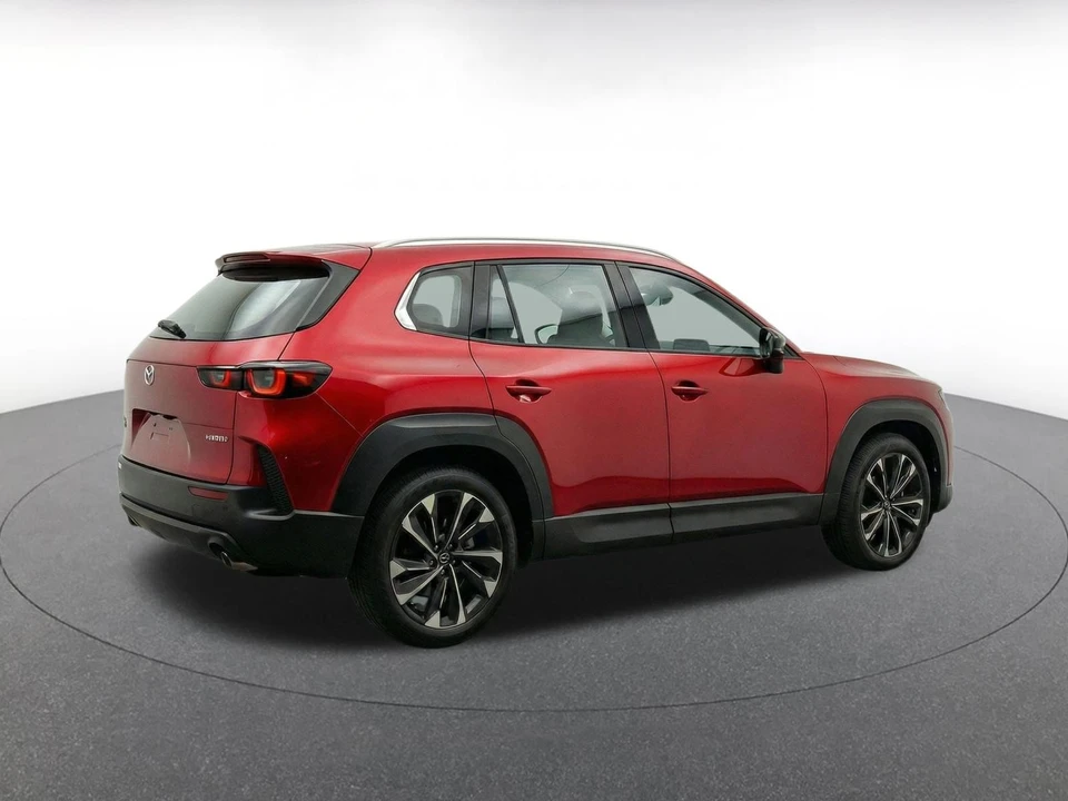2025 Mazda CX-50 - Image 14 of 26
