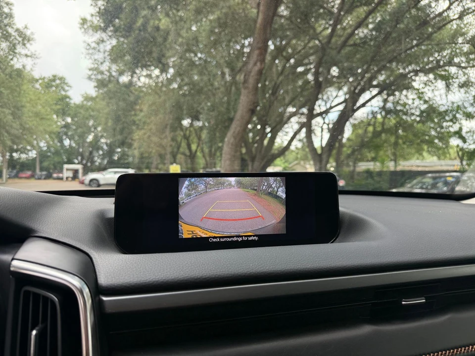 2025 Mazda CX-50 - Image 26 of 31