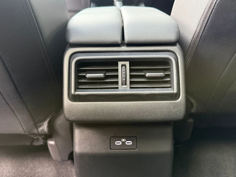 2025 Mazda CX-50 - Image 25 of 31