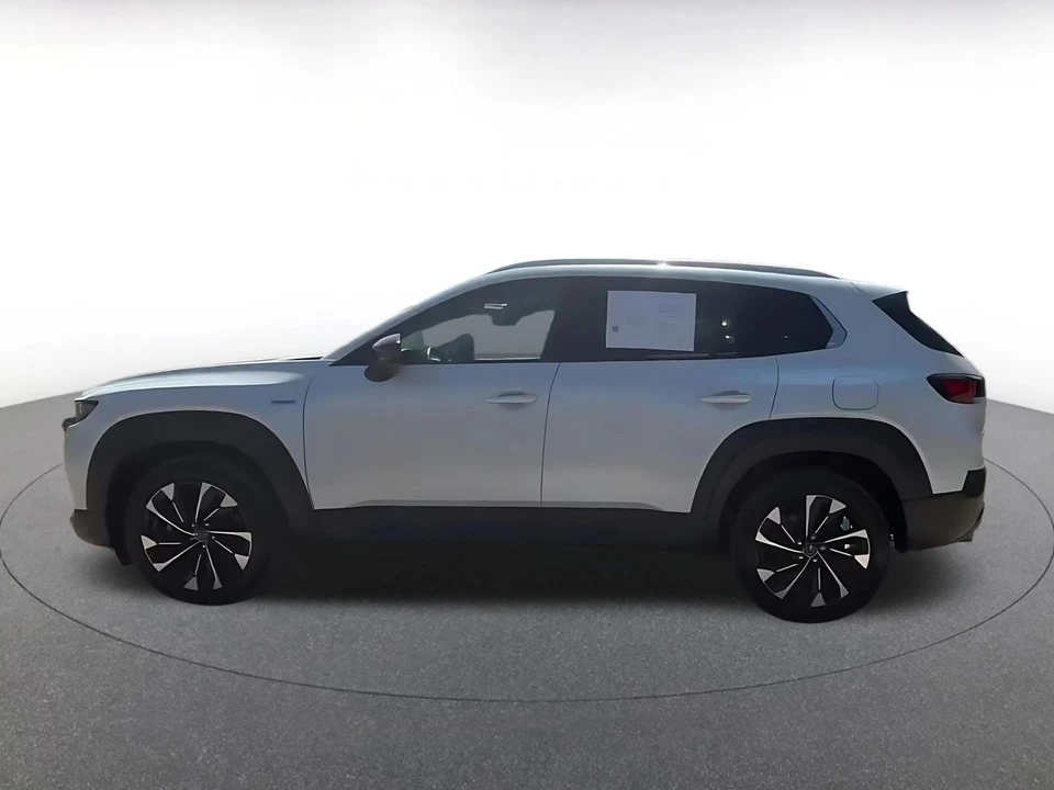 2025 Mazda CX-50 - Image 11 of 31