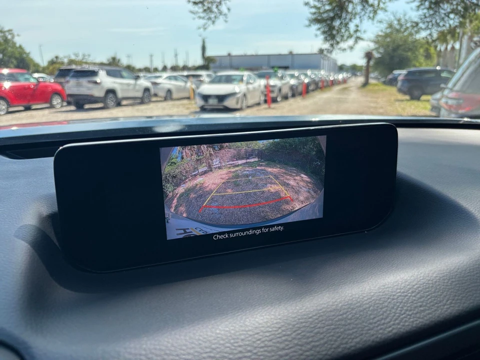 2025 Mazda CX-50 - Image 29 of 31