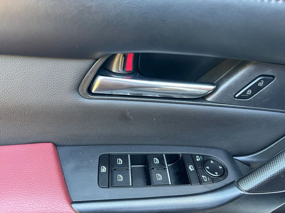 2025 Mazda CX-50 - Image 20 of 31