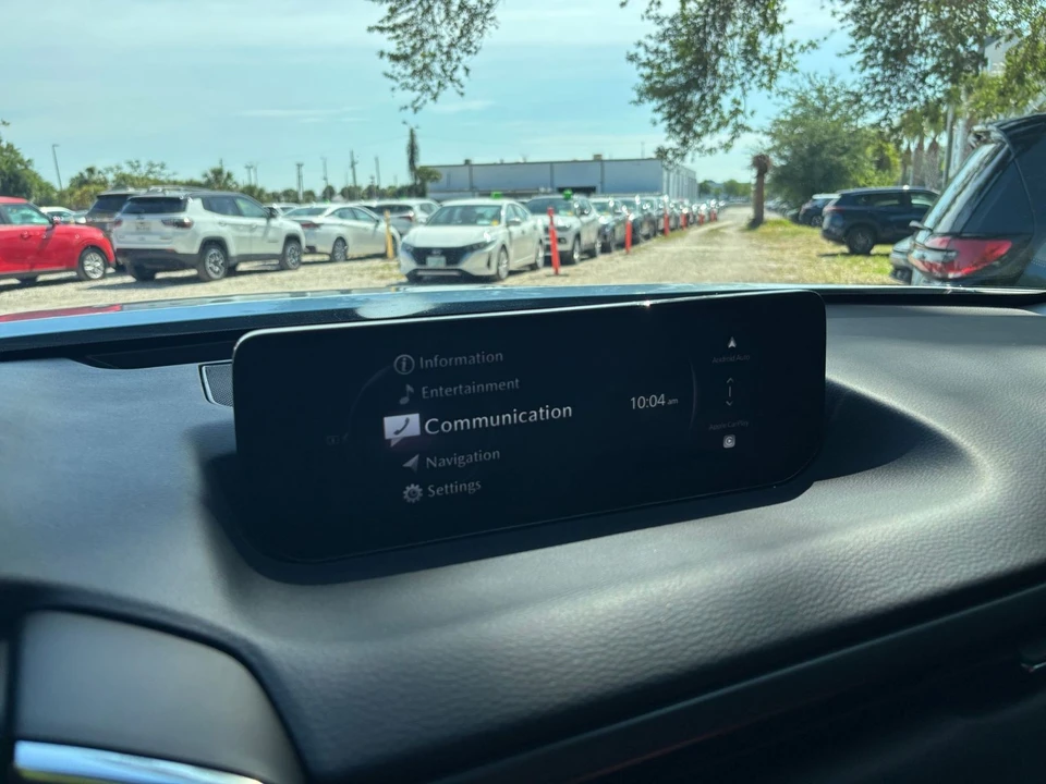 2025 Mazda CX-50 - Image 19 of 31