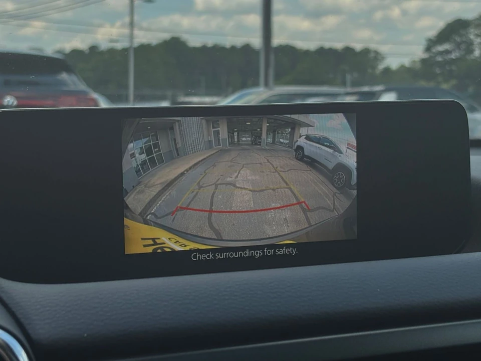 2025 Mazda CX-50 - Image 23 of 31