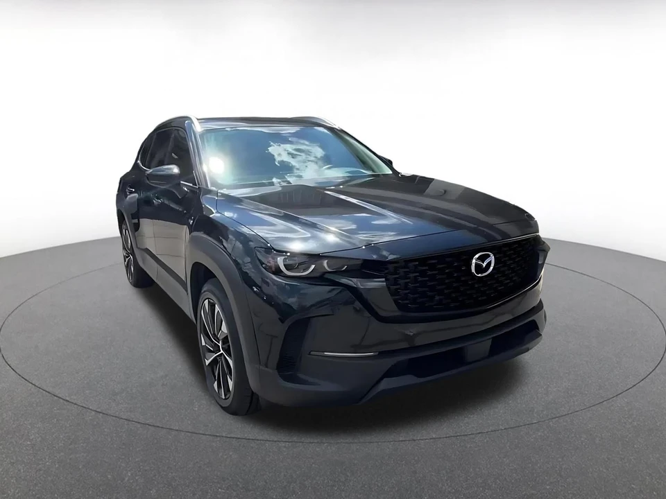 2025 Mazda CX-50 - Image 3 of 31