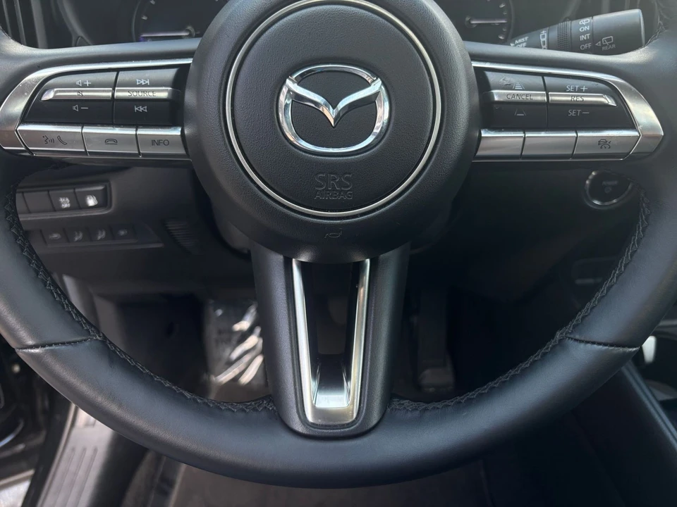 2025 Mazda CX-50 - Image 26 of 31