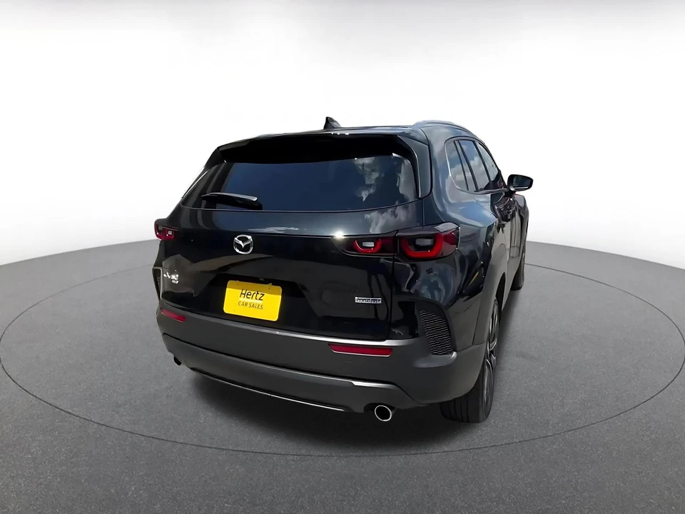 2025 Mazda CX-50 - Image 13 of 31