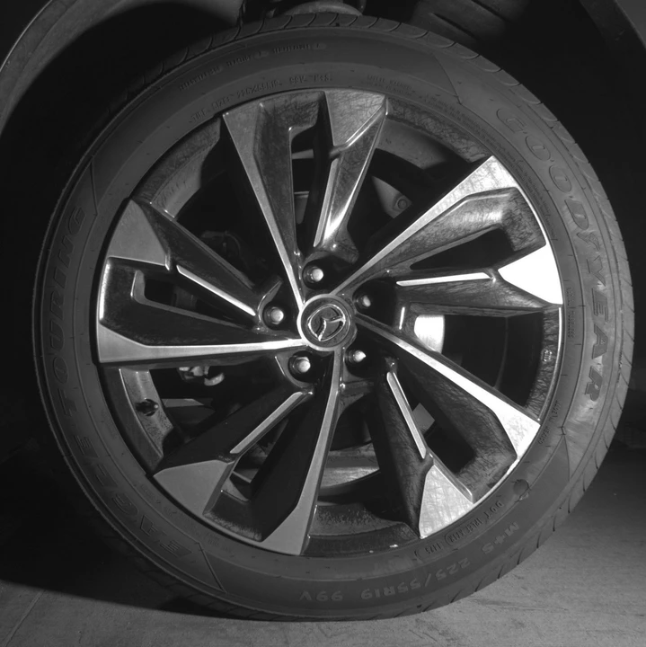 2025 Mazda CX-50 - Image 14 of 18