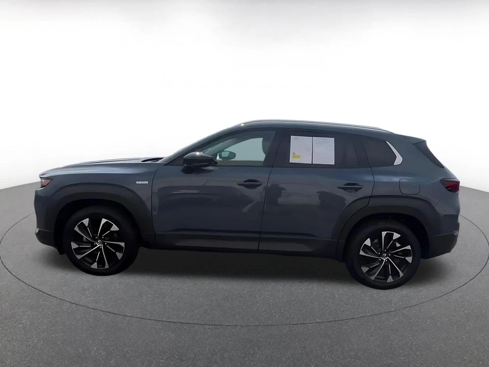 2025 Mazda CX-50 - Image 11 of 31