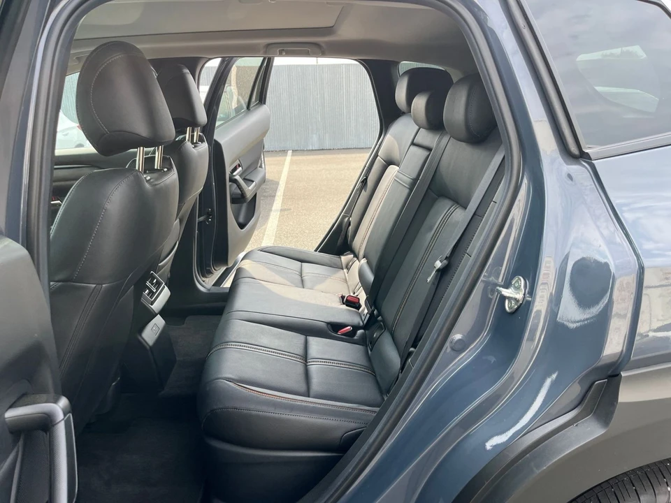 2025 Mazda CX-50 - Image 29 of 31
