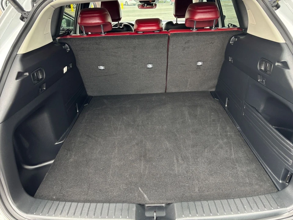 2025 Mazda CX-50 - Image 28 of 31