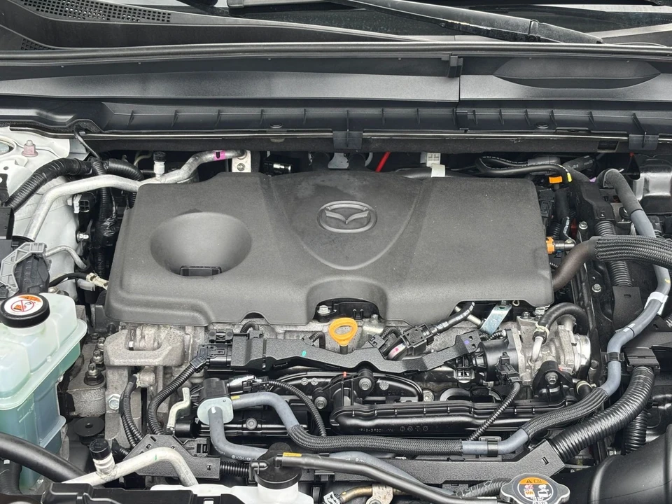 2025 Mazda CX-50 - Image 29 of 31
