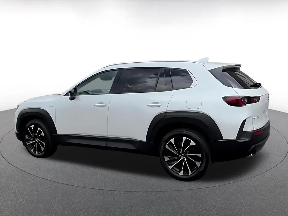 2025 Mazda CX-50 - Image 12 of 31