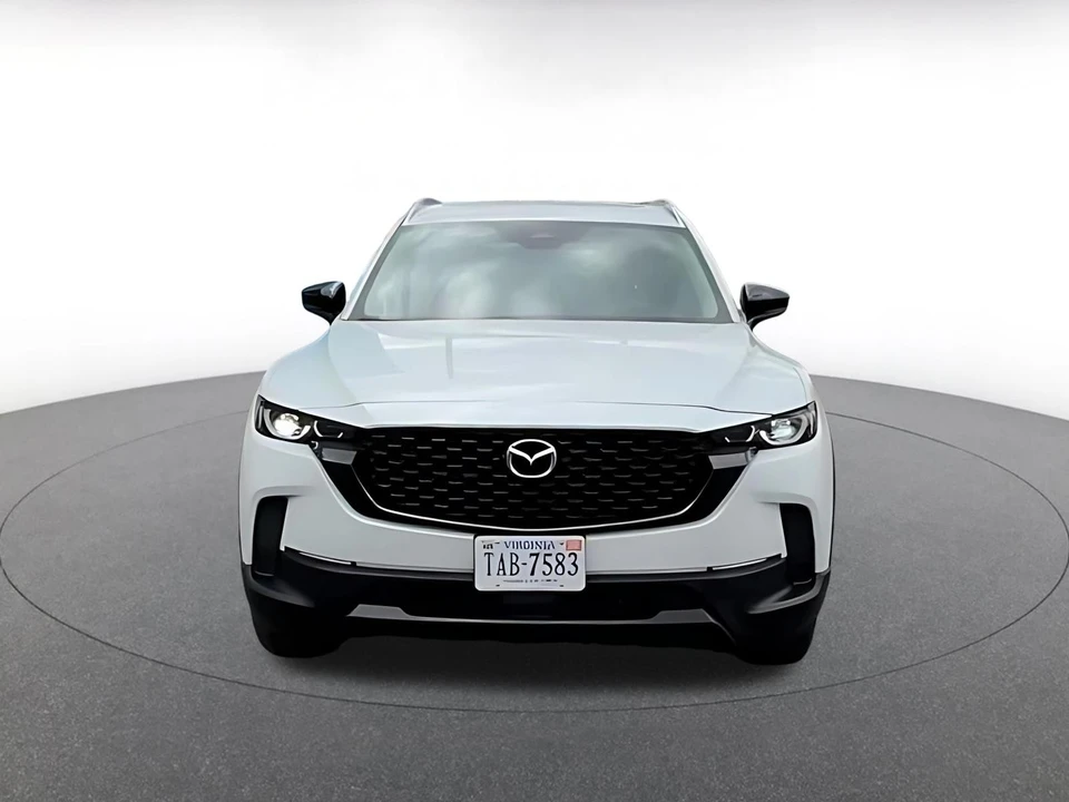 2025 Mazda CX-50 - Image 4 of 31