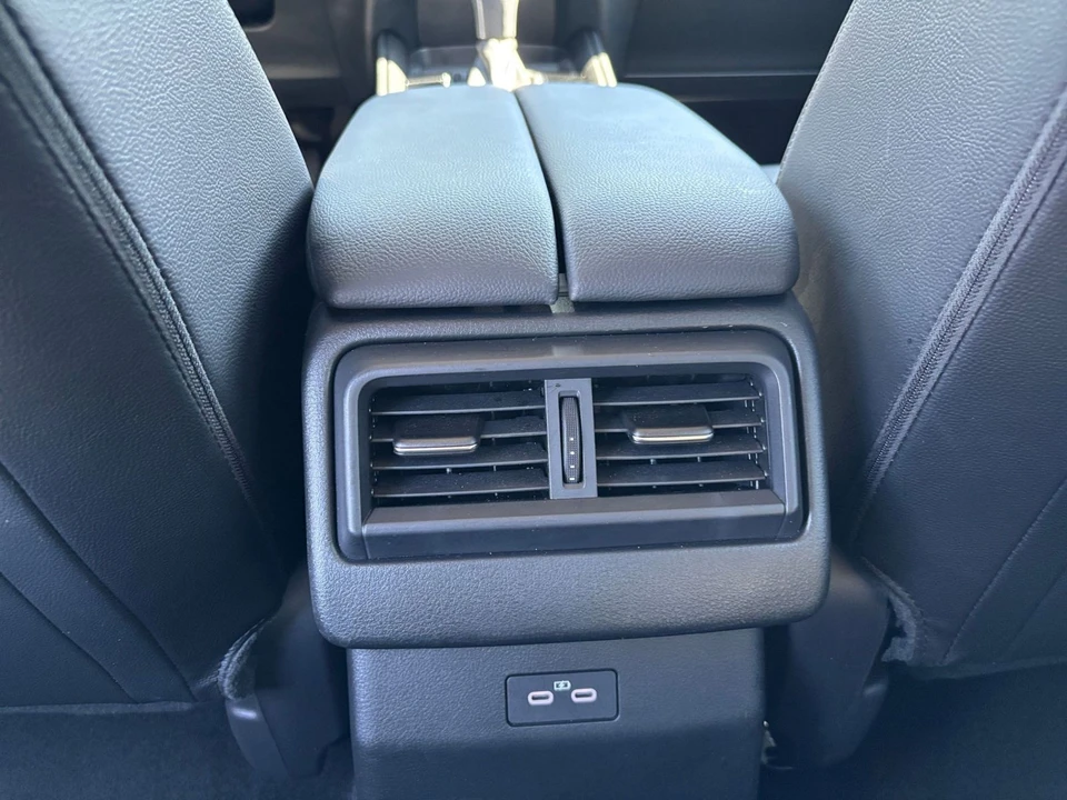 2025 Mazda CX-50 - Image 23 of 31