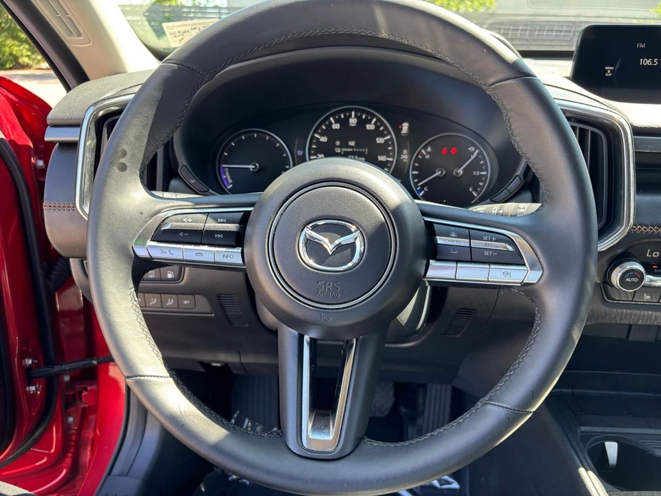 2025 Mazda CX-50 - Image 27 of 31