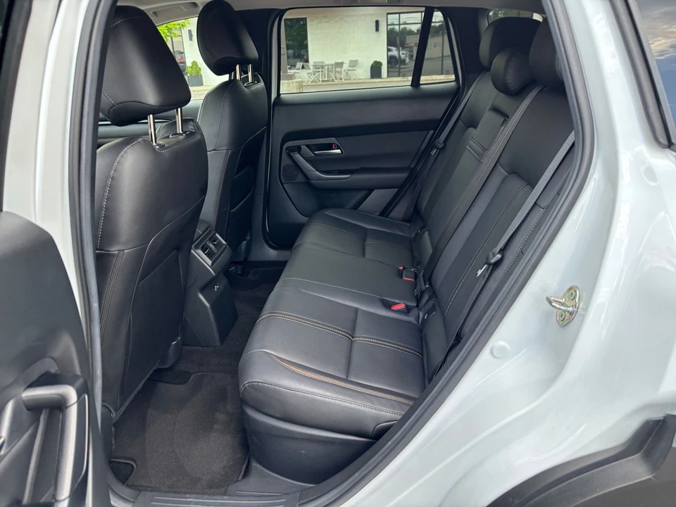 2025 Mazda CX-50 - Image 29 of 31