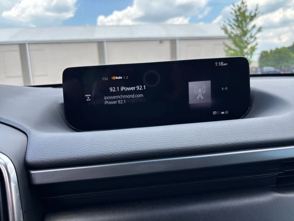 2025 Mazda CX-50 - Image 19 of 31