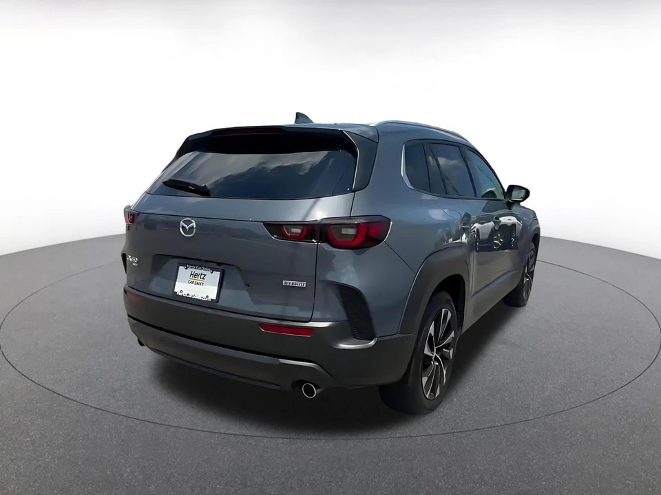 2025 Mazda CX-50 - Image 16 of 31