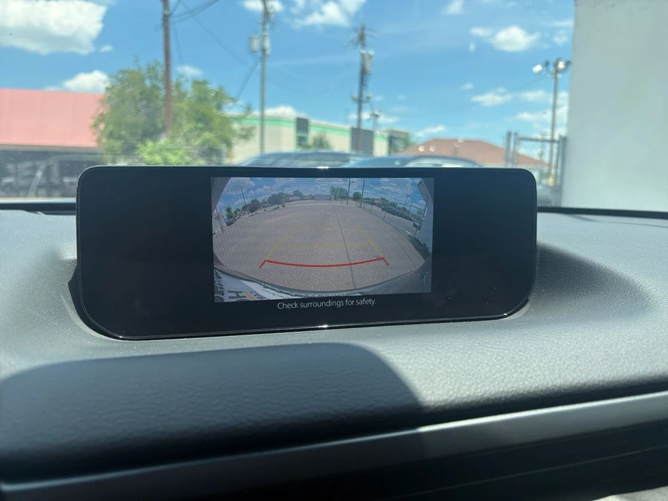 2025 Mazda CX-50 - Image 27 of 31