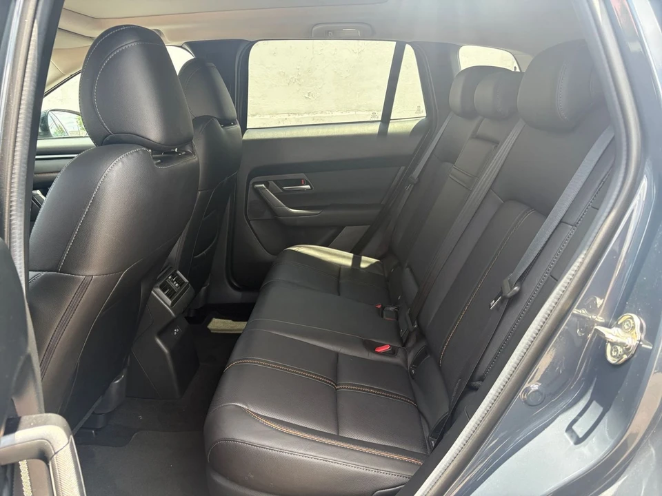 2025 Mazda CX-50 - Image 29 of 31