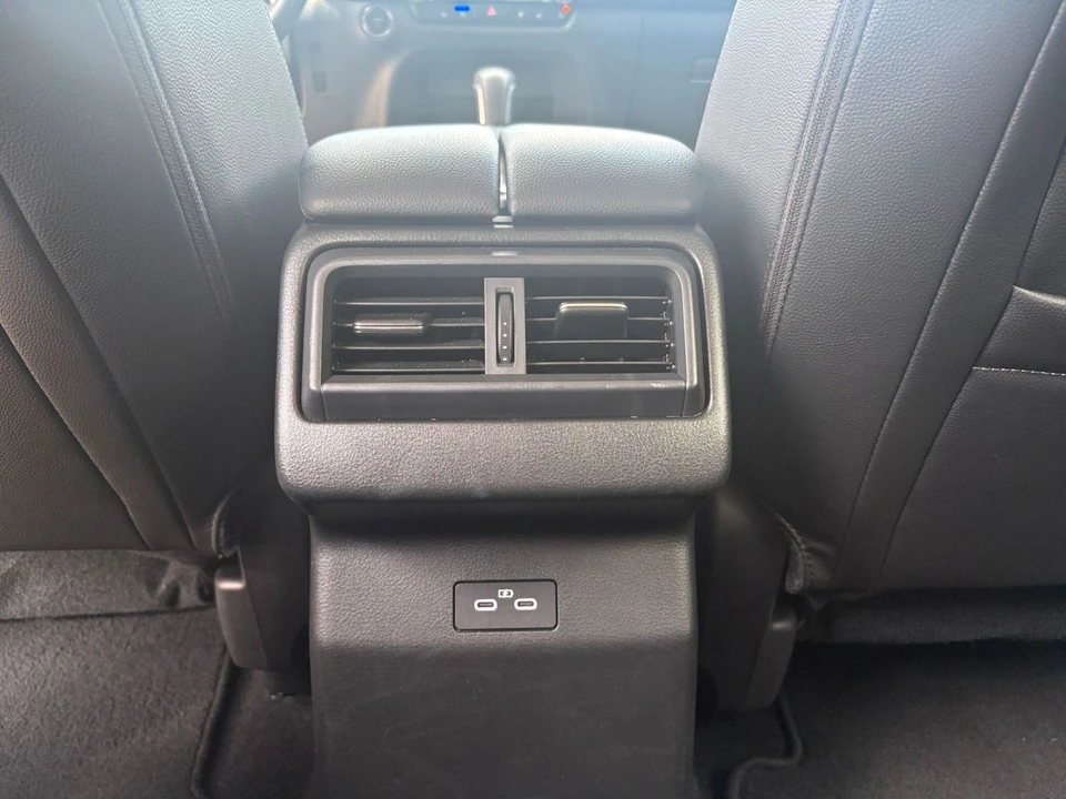 2025 Mazda CX-50 - Image 26 of 31