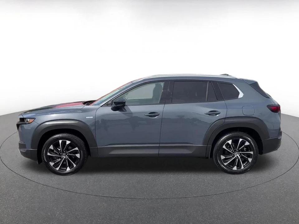 2025 Mazda CX-50 - Image 8 of 31