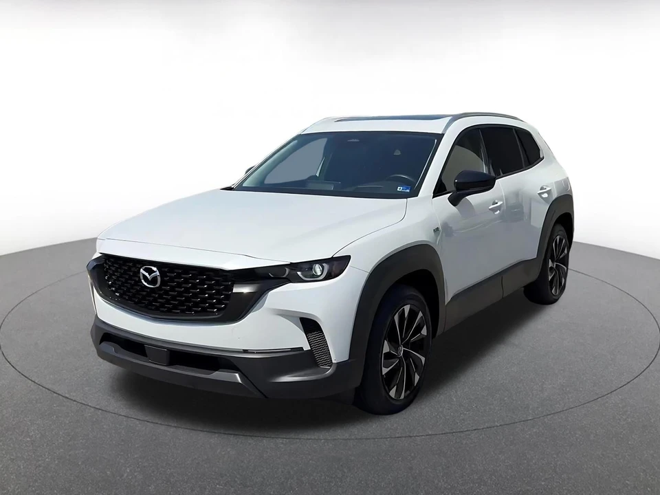 2025 Mazda CX-50 - Image 8 of 31
