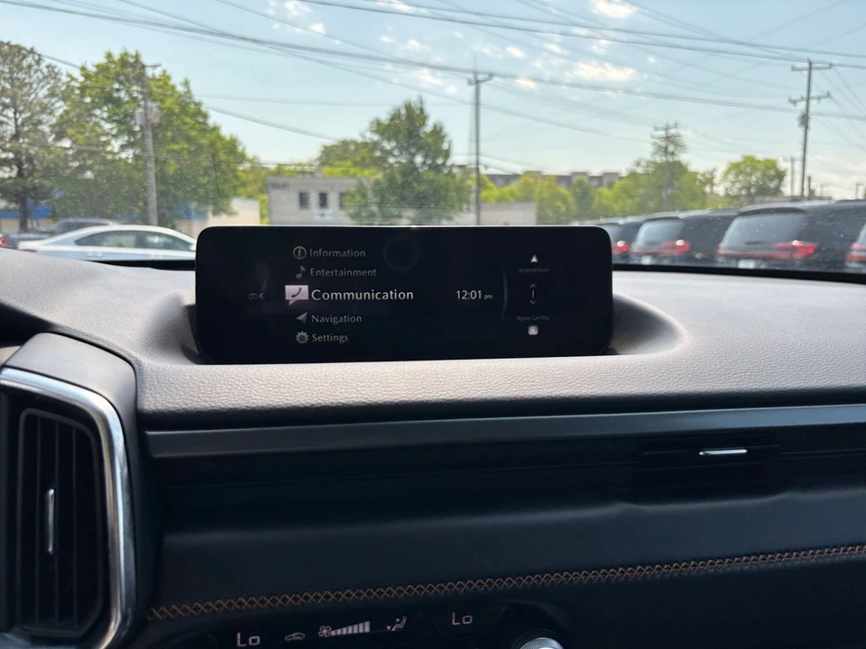 2025 Mazda CX-50 - Image 19 of 31