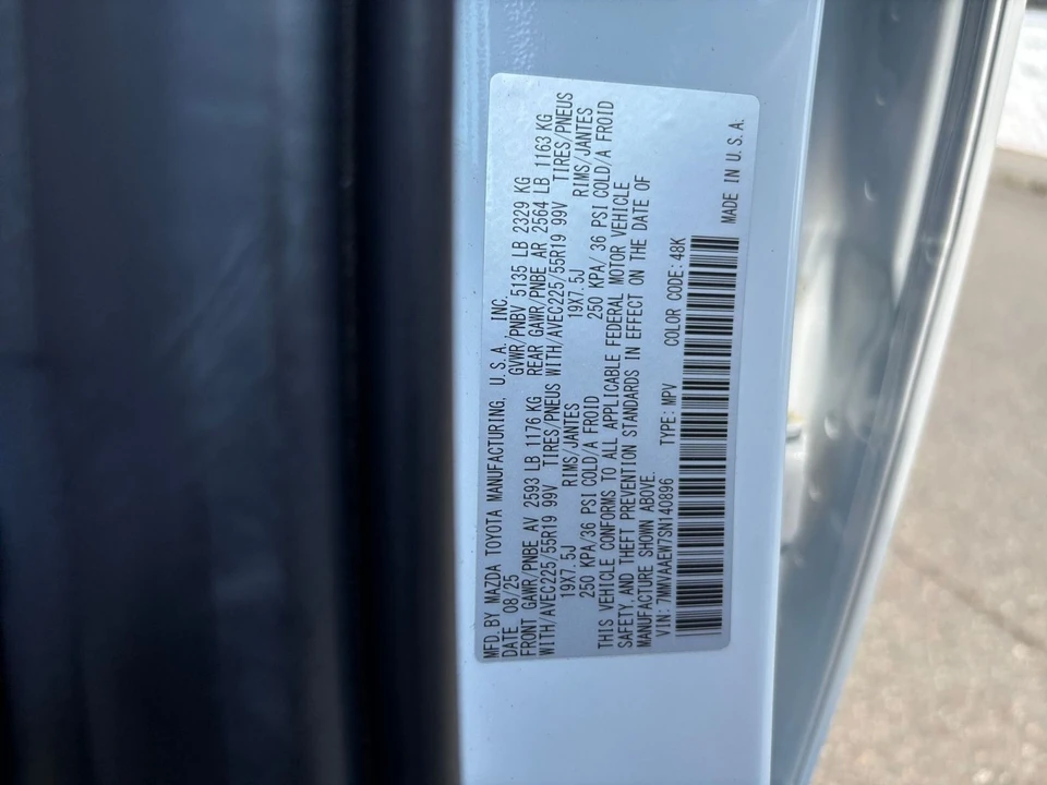 2025 Mazda CX-50 - Image 26 of 31