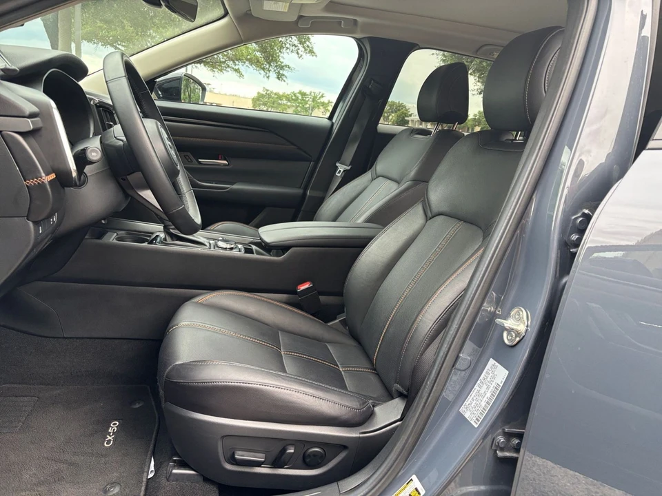 2025 Mazda CX-50 - Image 20 of 31