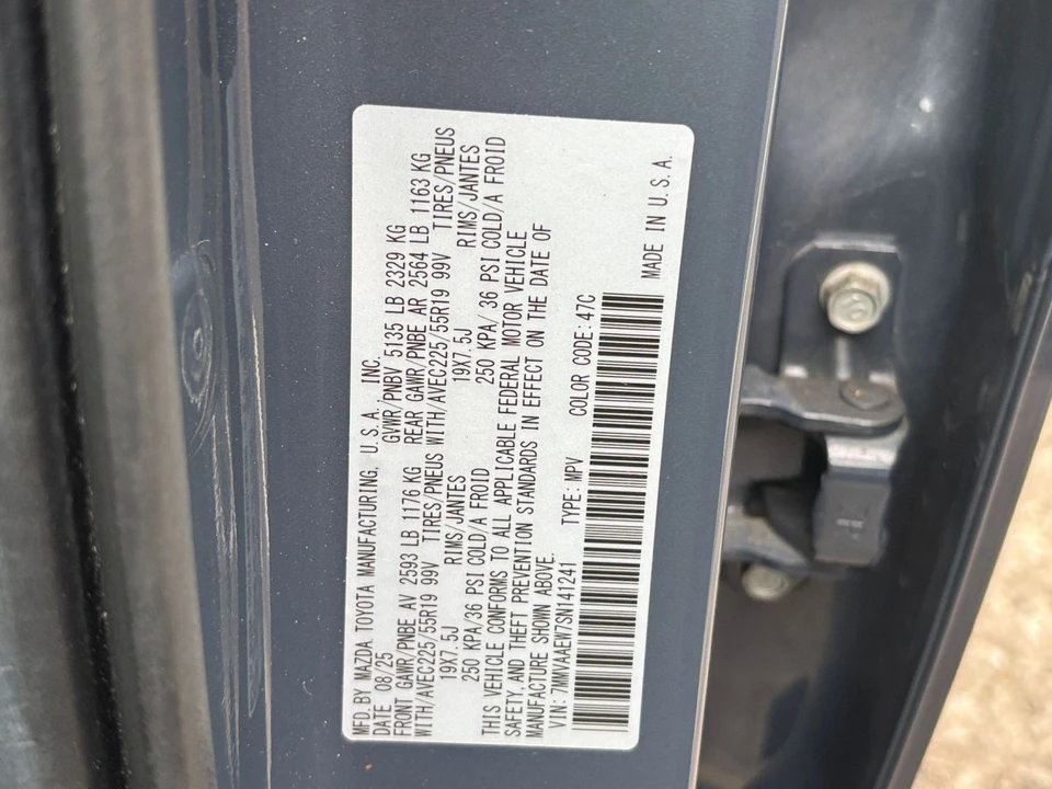 2025 Mazda CX-50 - Image 22 of 31