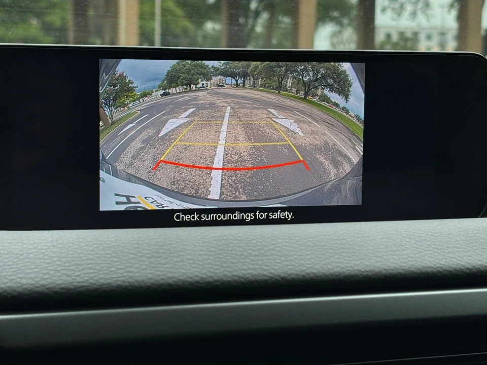 2025 Mazda CX-50 - Image 22 of 31