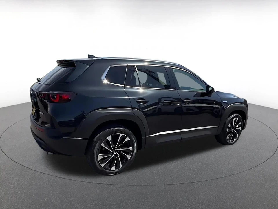 2025 Mazda CX-50 - Image 16 of 31
