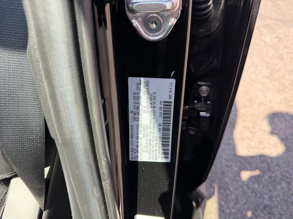 2025 Mazda CX-50 - Image 29 of 31
