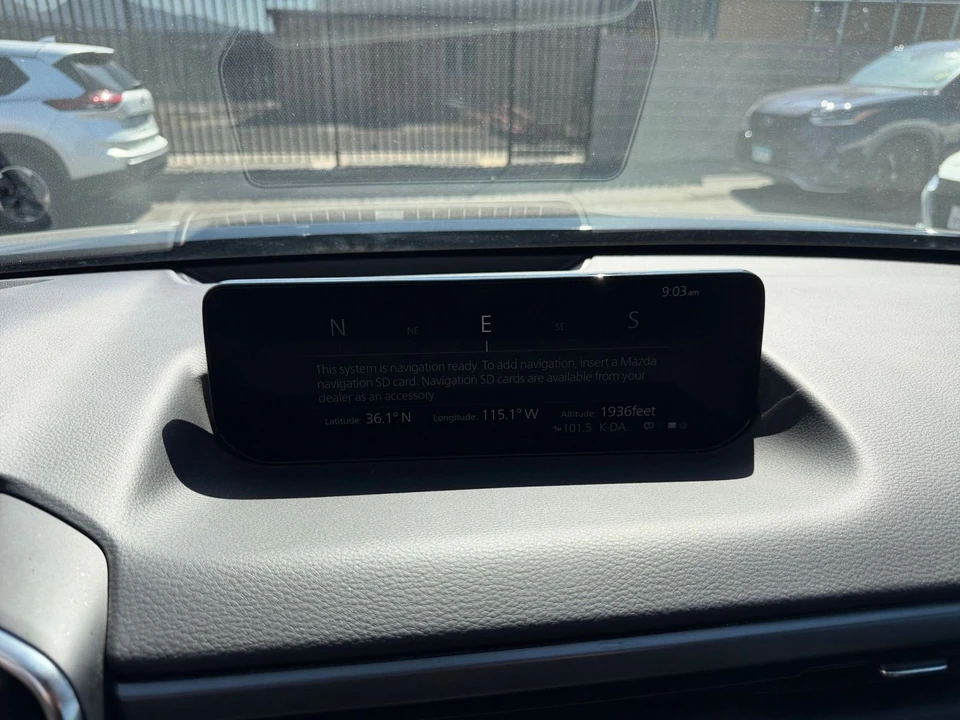 2025 Mazda CX-50 - Image 22 of 31
