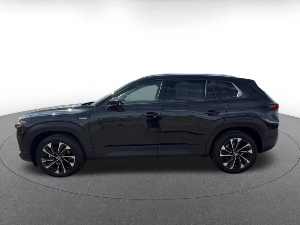 2025 Mazda CX-50 - Image 11 of 31
