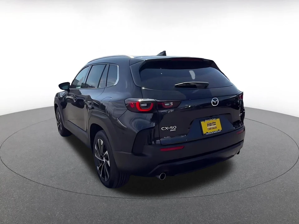 2025 Mazda CX-50 - Image 11 of 31