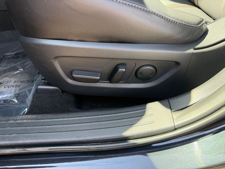 2025 Mazda CX-50 - Image 25 of 31